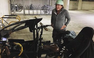 سیاستمدار نیوزیلندی با دوچرخه برای زایمان به بیمارستان رفت سیاستمدار نیوزیلندی با دوچرخه