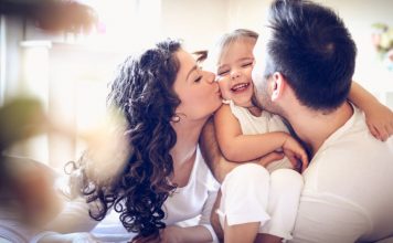 چگونه پدر و مادر بهتری باشیم