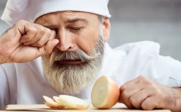 چرا پیاز باعث گریه شما می شود؟ چرا پیاز باعث گریه شما می شود؟