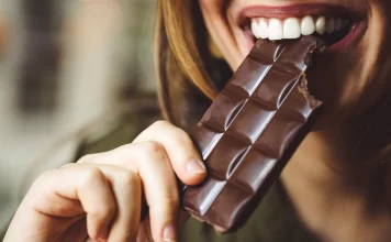 فواید شکلات تلخ برای بدن