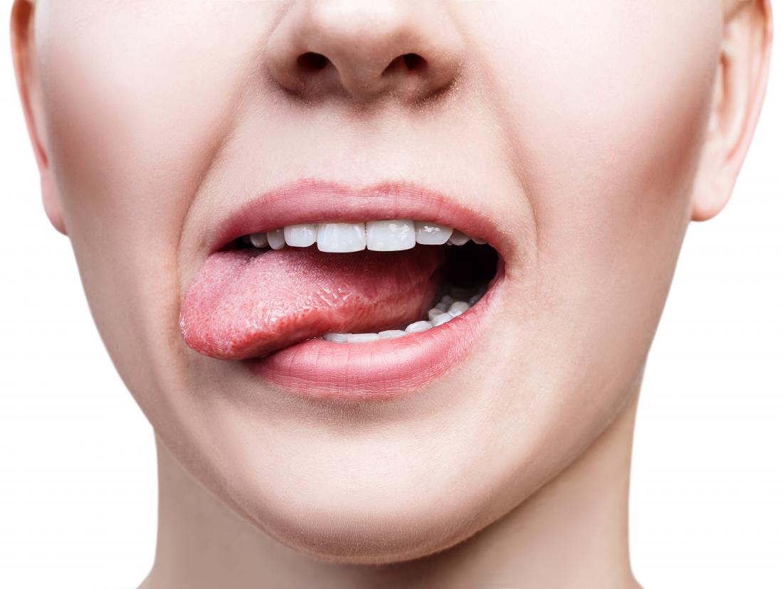 چه چیزی باعث ایجاد طعم تلخ در دهان می شود؟