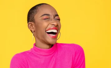 چرا خندیدن برای شما خوب است چرا خندیدن برای شما خوب است